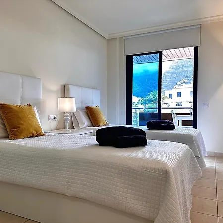Cliffside Apartment Puerto de Santiago (Tenerife)